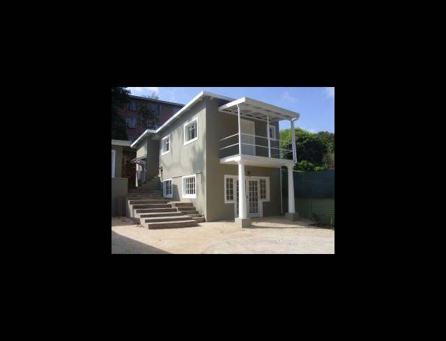 1 BEDROOM APARTMENT TO LET IN PRESTBURY